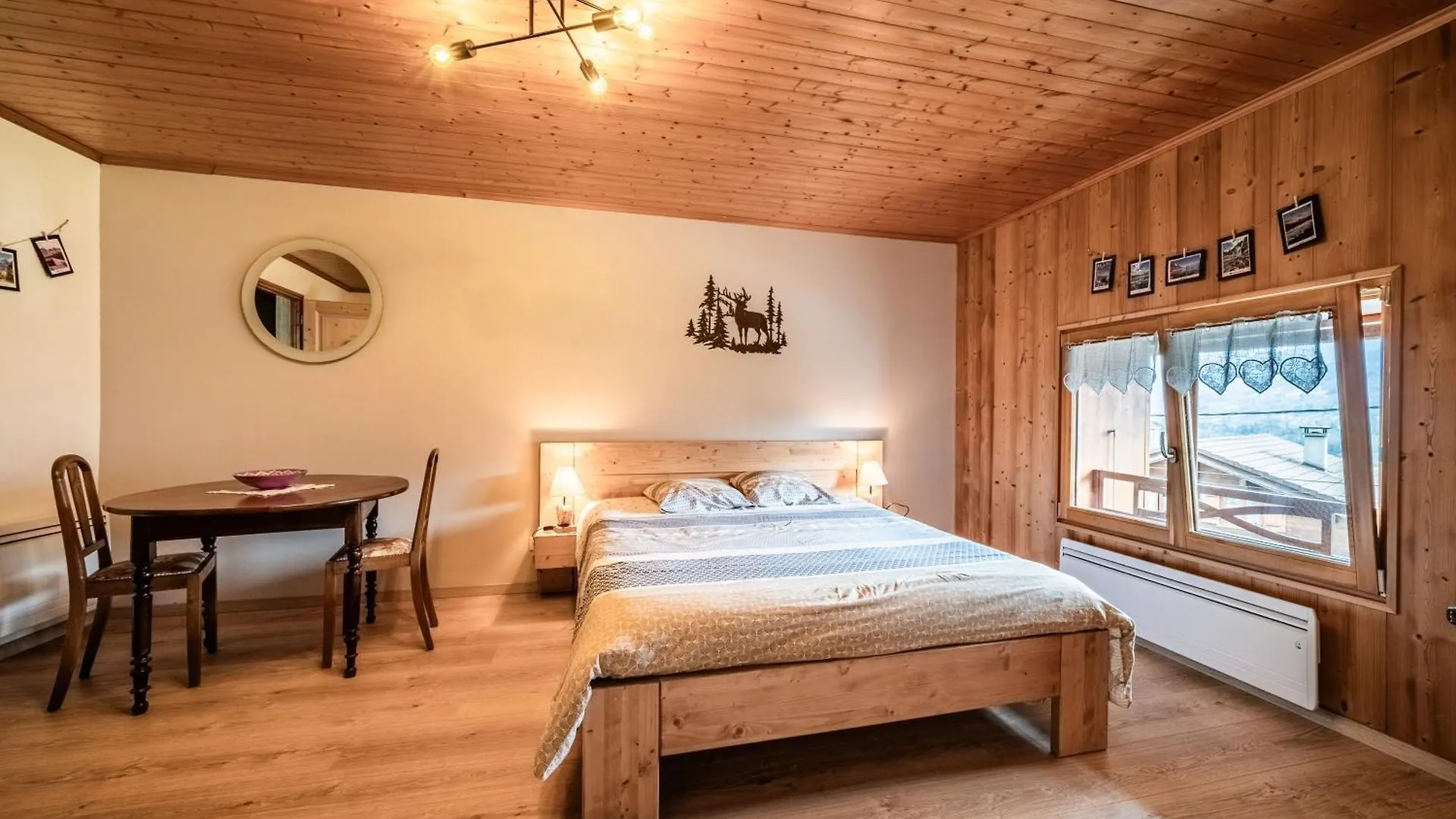 아파트 Gite La Ferme De La Plaigne 타낭즈