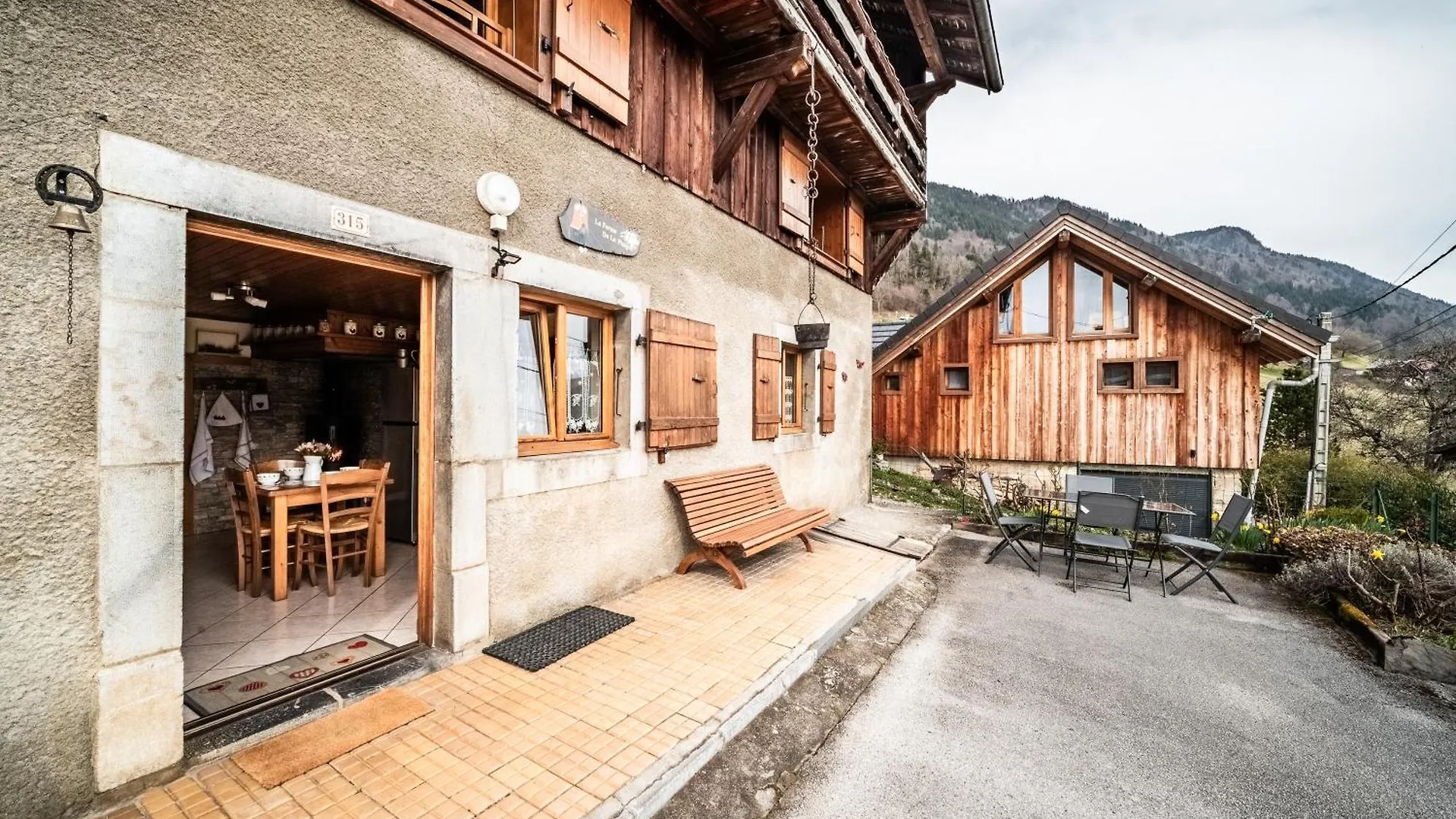 Gite La Ferme De La Plaigne 타낭즈 아파트